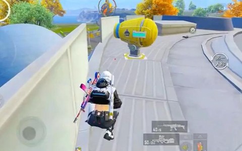 绝地求生怎么蹲着跑[图2]